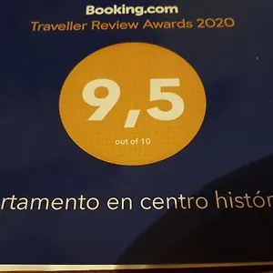 Apartamento En Centro Histórico Con Garaje Propio
